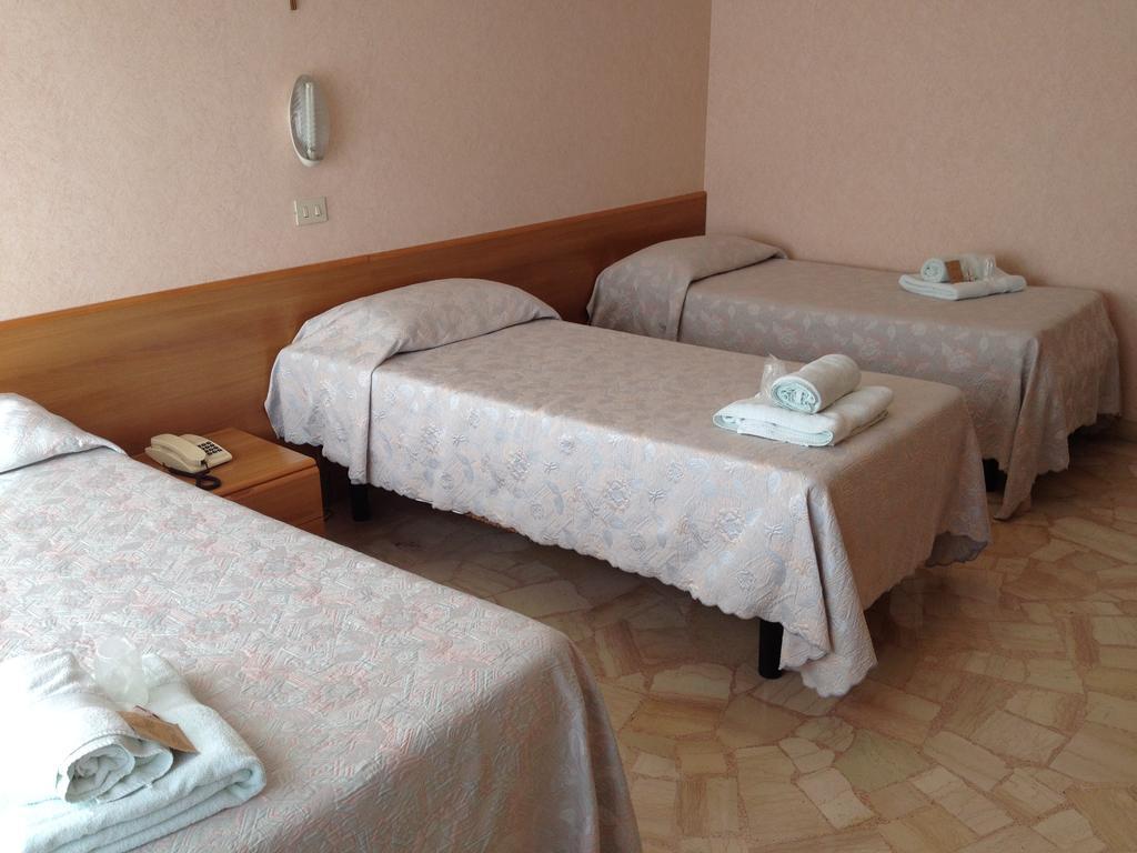 Guest house Letizia - Casa Per Ferie